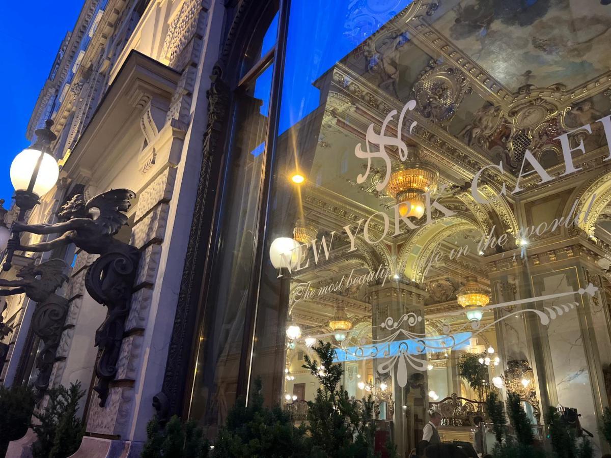 Free Parking, Downtown Apartment Near New York Cafe Budapest Extérieur photo