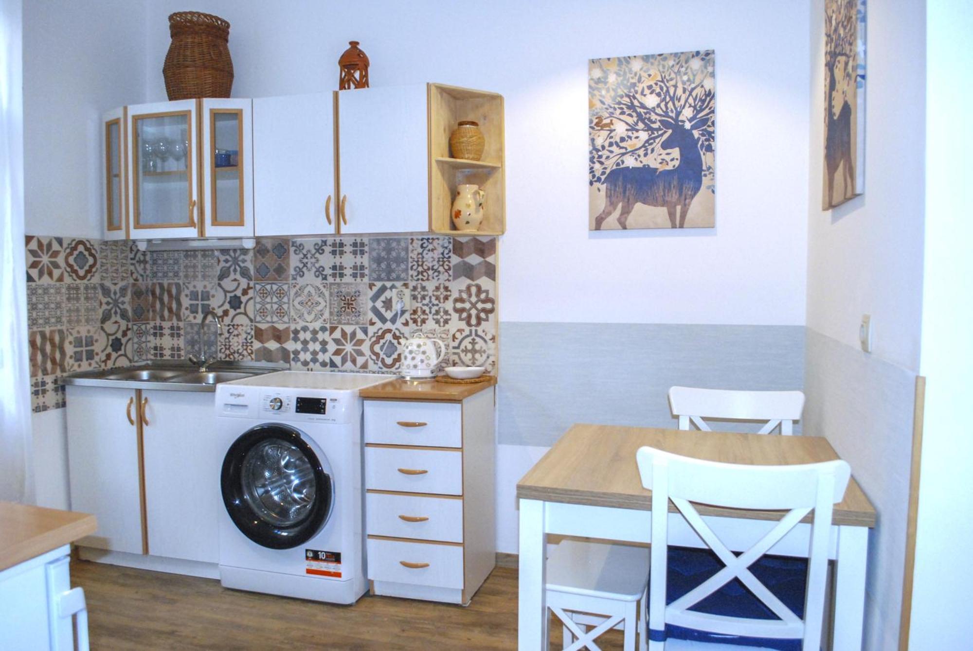 Free Parking, Downtown Apartment Near New York Cafe Budapest Extérieur photo