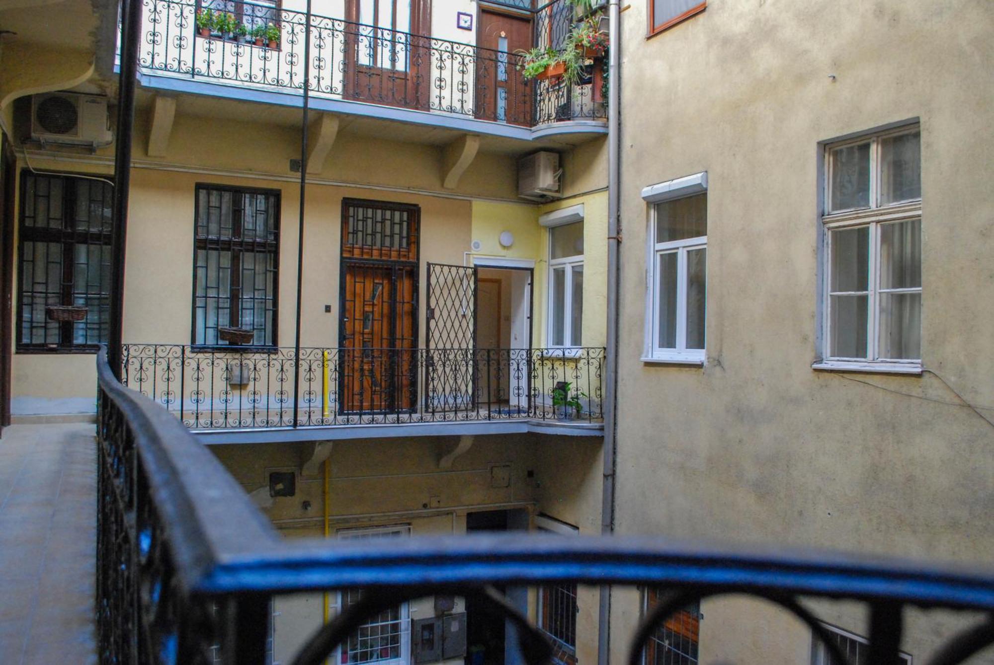 Free Parking, Downtown Apartment Near New York Cafe Budapest Extérieur photo