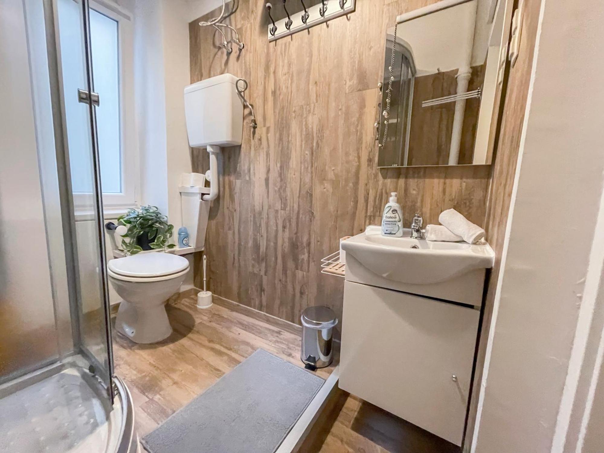 Free Parking, Downtown Apartment Near New York Cafe Budapest Extérieur photo